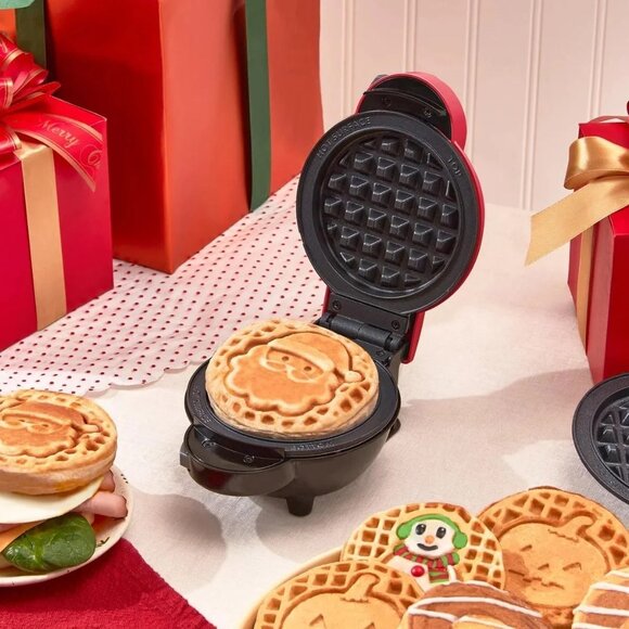 Dash MultiMaker Mini System Waffle Maker - Picture 4 of 5